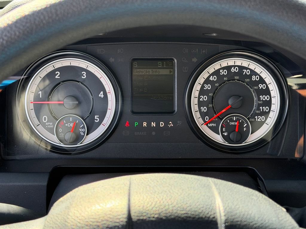 Used 2016 RAM 2500 Tradesman w/ Chrome Appearance Group image 14