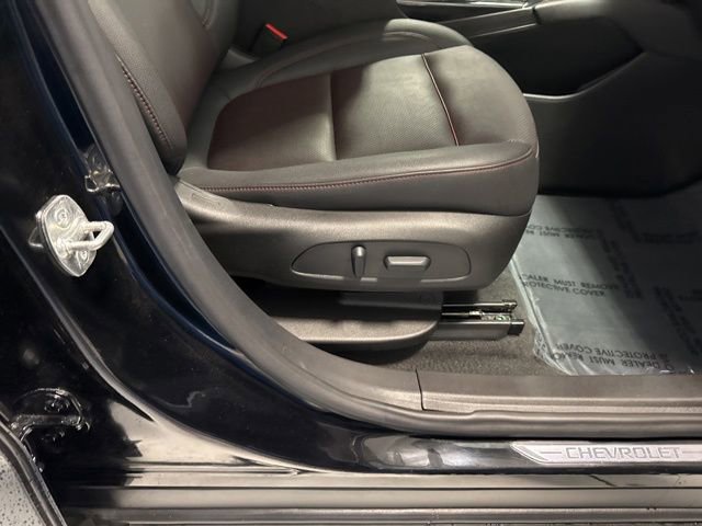 Used 2025 Chevrolet Blazer RS image 18