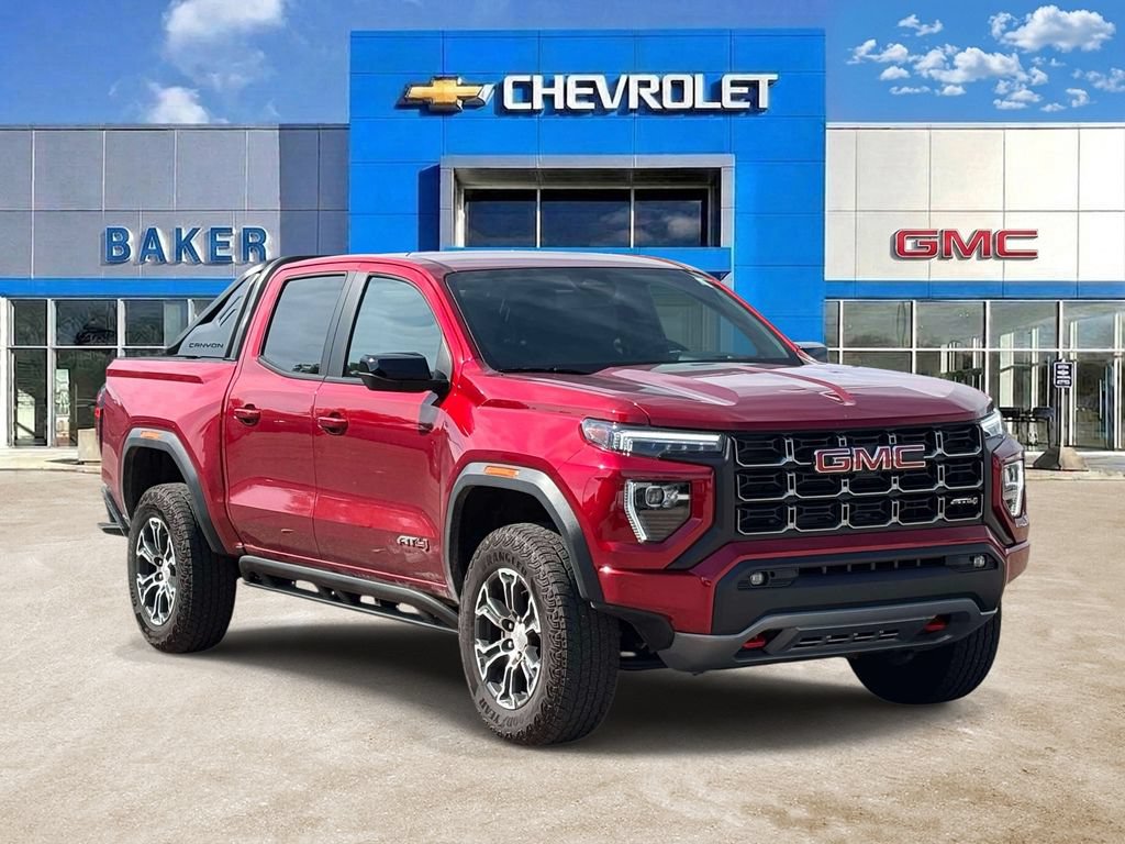 Used 2025 GMC Canyon AT4 w/ AT4 Premium Package AWD/4WD image 1