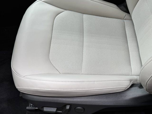 Used 2023 Kia Niro EX Touring image 23