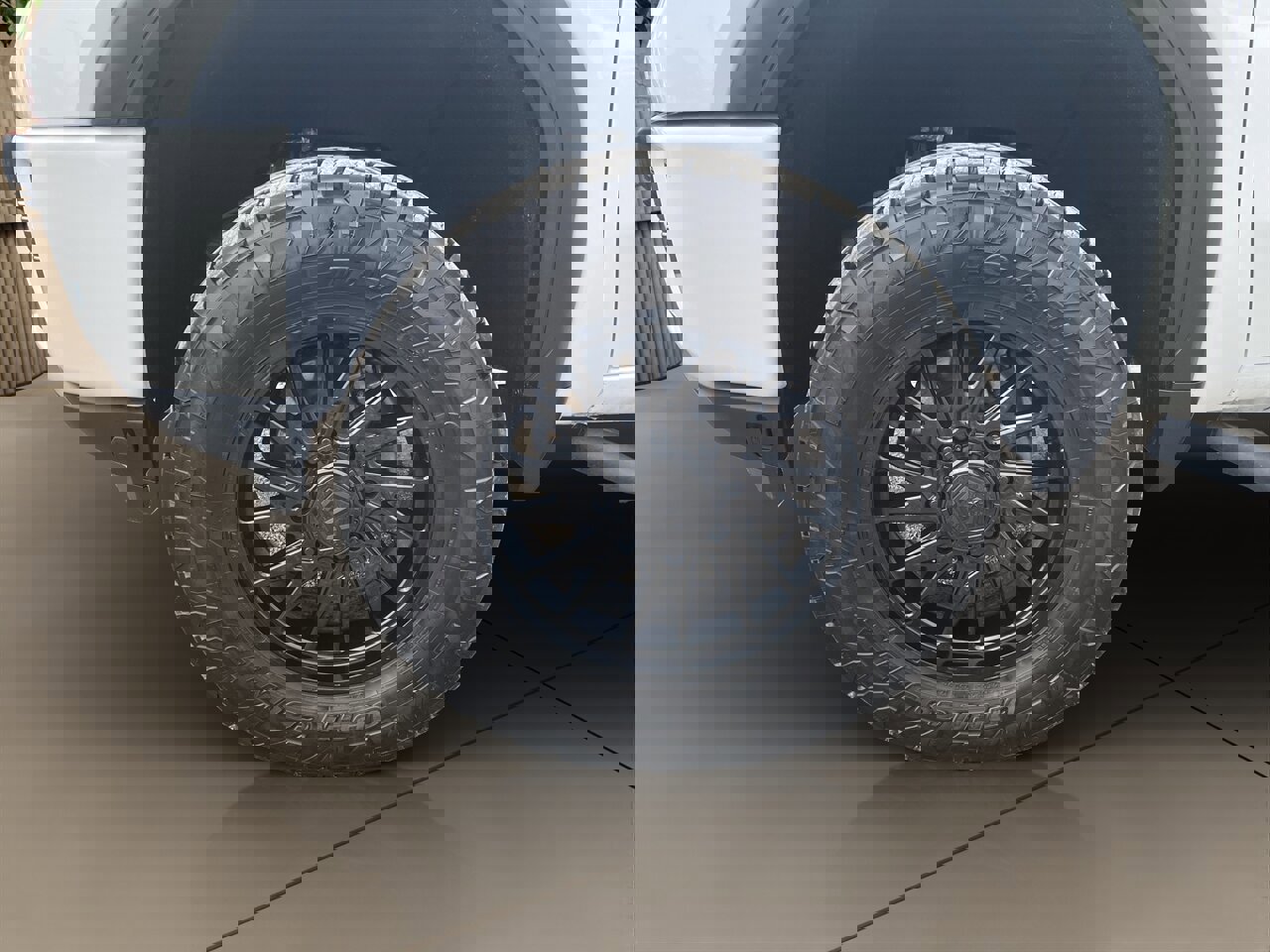 Used 2021 GMC Sierra 2500 AT4 w/ Gooseneck/5TH Wheel Package image 17