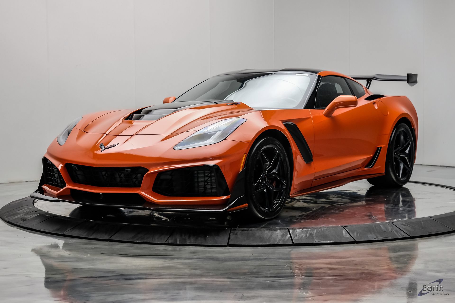 Used 2019 Chevrolet Corvette ZR1 RWD image 6