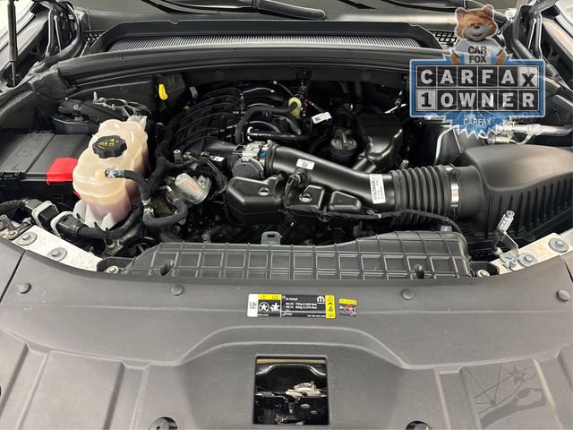 Used 2023 Jeep Grand Cherokee Limited image 12