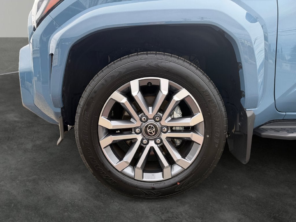 Used 2026 Toyota 4Runner Limited AWD/4WD image 4