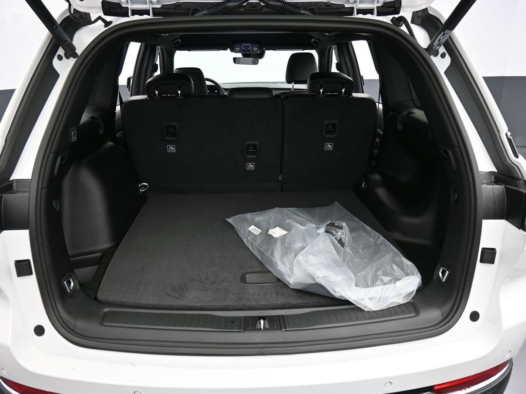 New 2025 Jeep Grand Cherokee Limited image 15