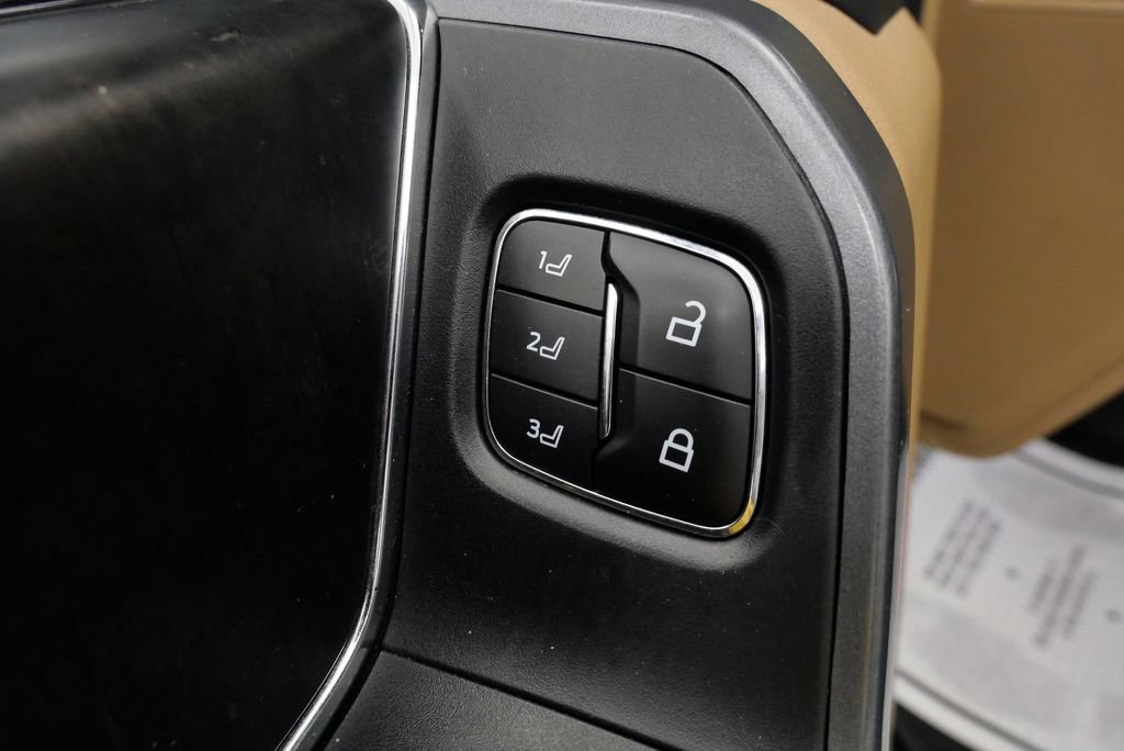 Used 2023 Ford F250 Lariat w/ Chrome Package AWD/4WD image 15
