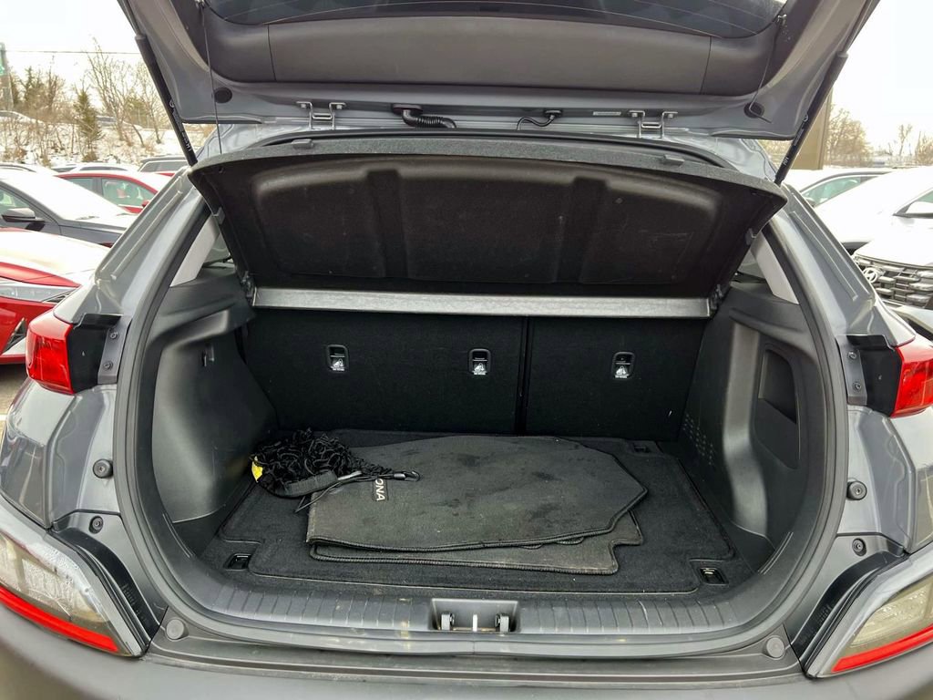 Used 2023 Hyundai Kona SEL w/ Cargo Package AWD/4WD image 6