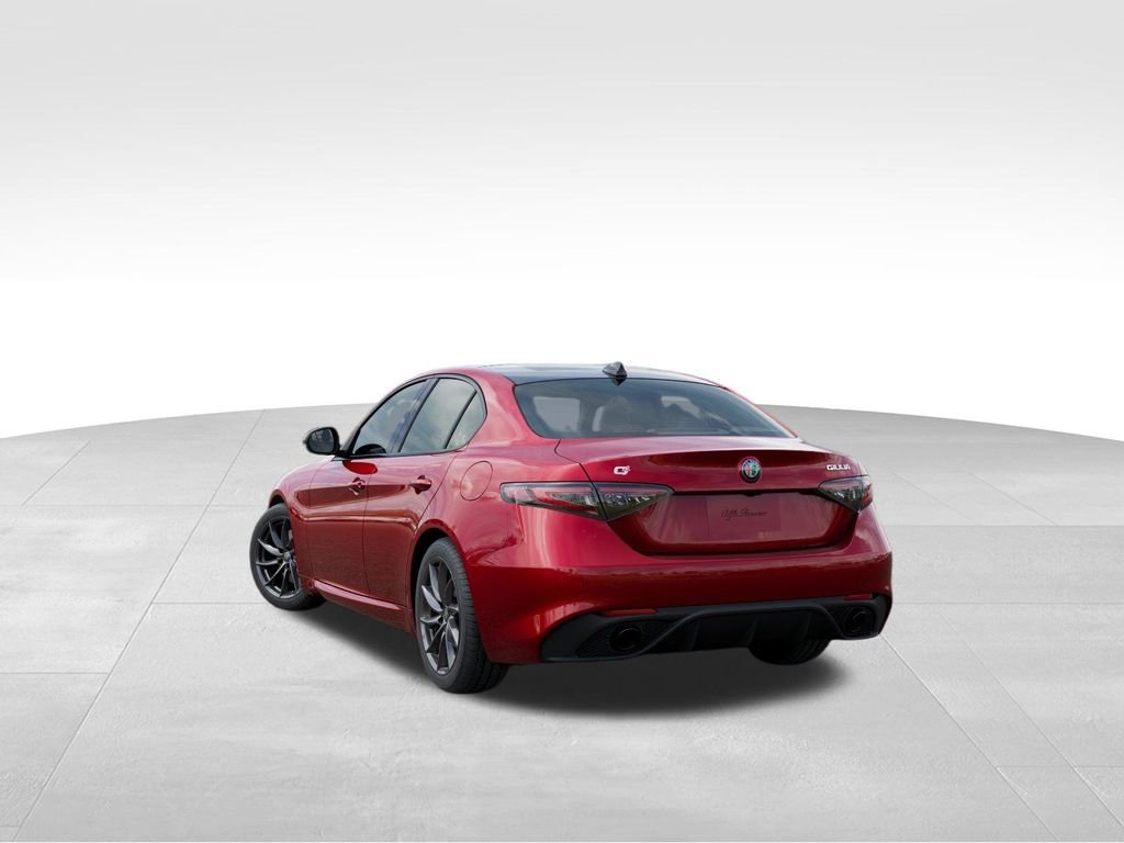 New 2025 Alfa Romeo Giulia AWD w/ Driving Assist Package video 3