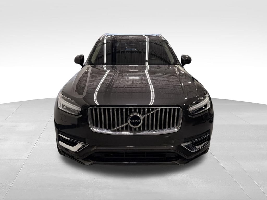 Used 2023 Volvo XC90 B6 Plus w/ Protection Package Premier AWD/4WD image 8
