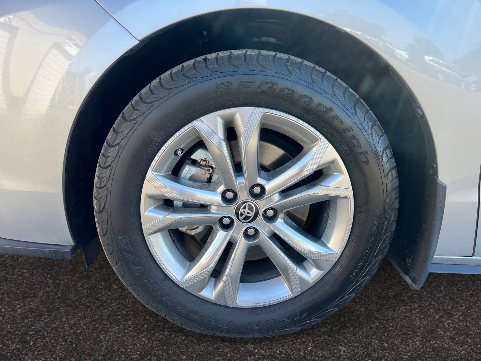 Used 2021 Toyota Sienna XSE w/ XSE Plus Package AWD/4WD image 14