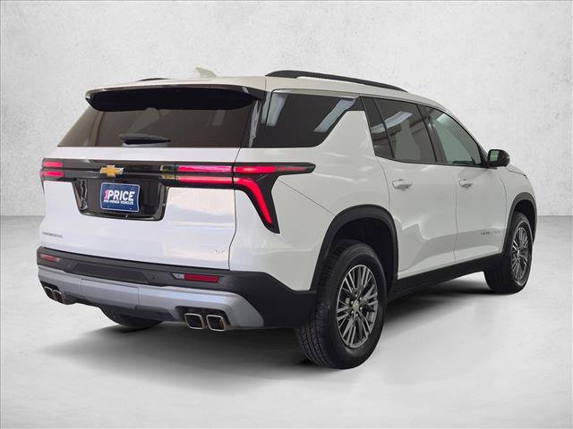 Used 2024 Chevrolet Traverse LT FWD image 5