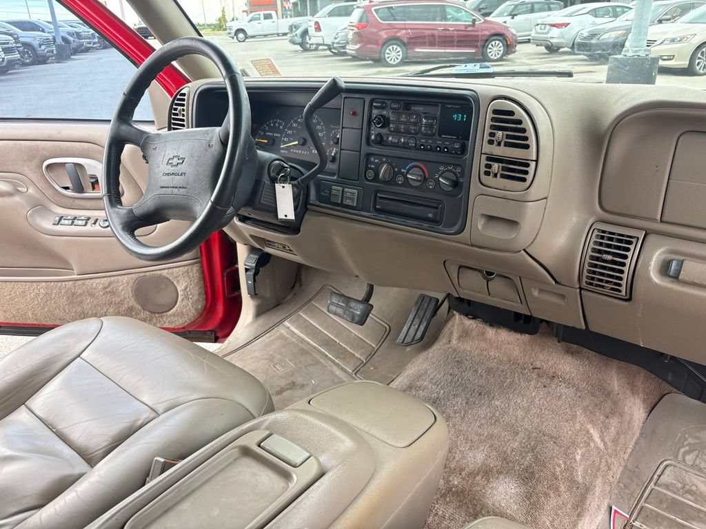 Used 1997 Chevrolet Tahoe 4WD w/ Preferred Equipment Group 3 image 23