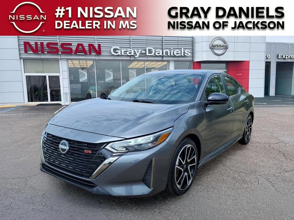 Used 2025 Nissan Sentra SR FWD image 3