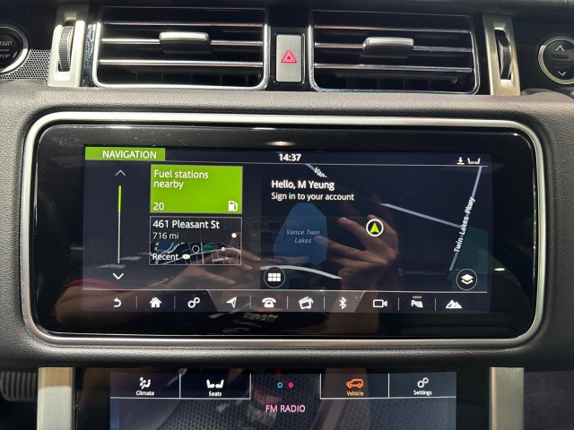Used 2018 Land Rover Range Rover AWD/4WD image 64