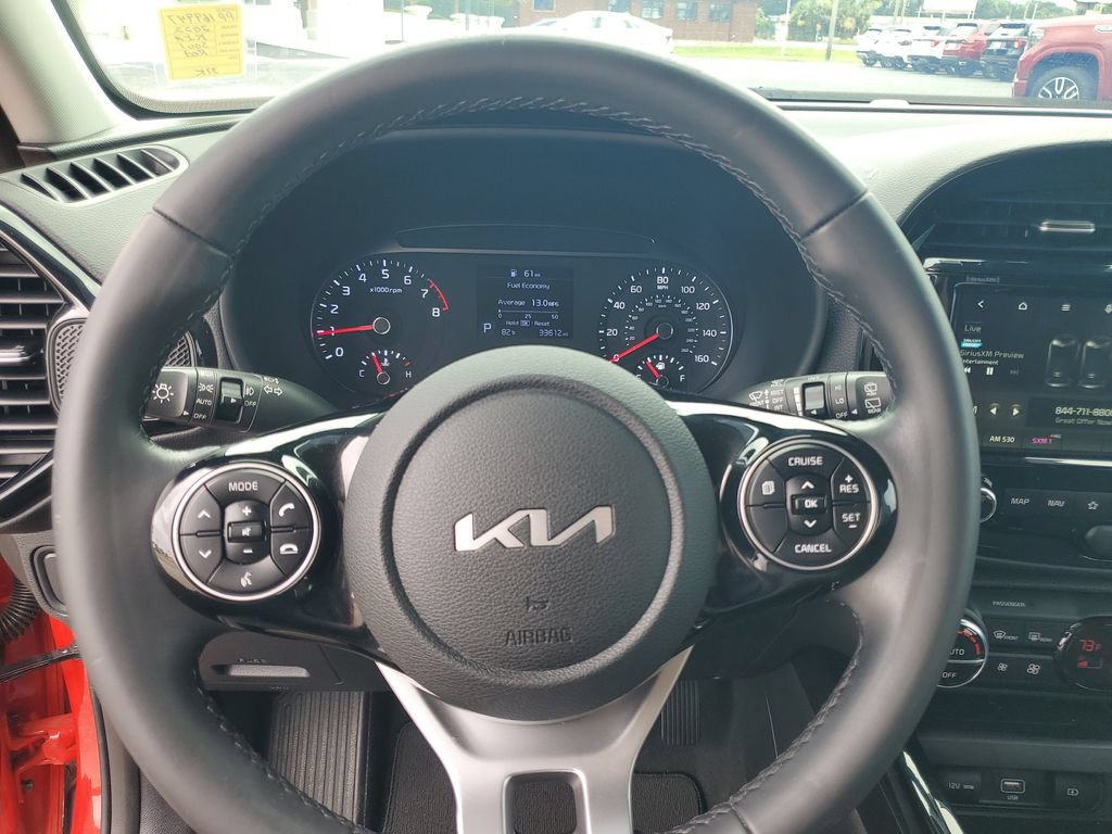 Used 2022 Kia Soul EX FWD image 11