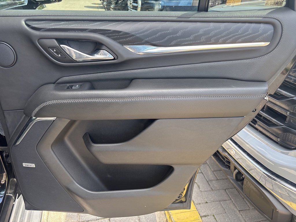 Used 2023 GMC Yukon Denali image 30