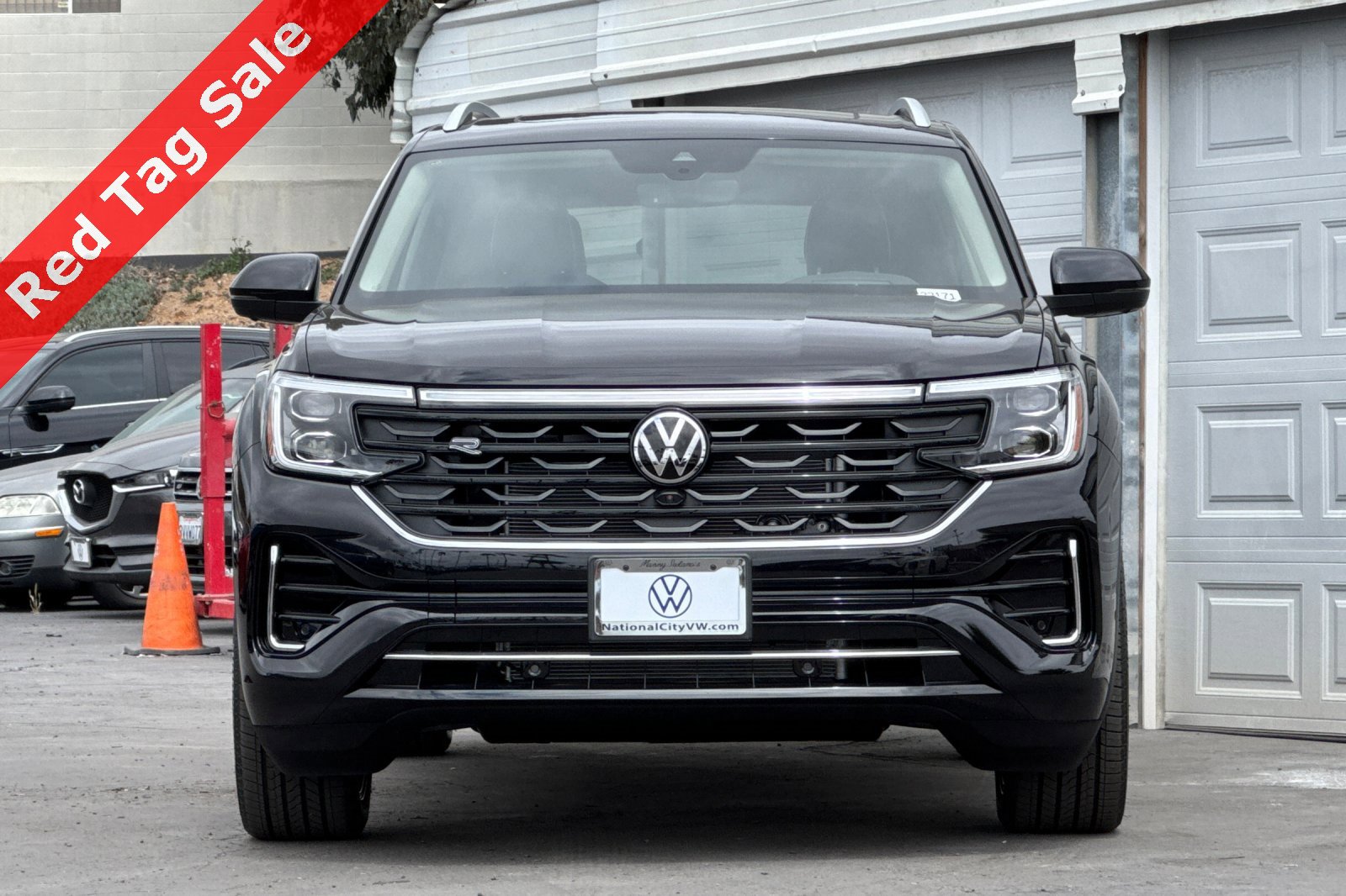 New 2025 Volkswagen Atlas SEL Premium R-Line image 3