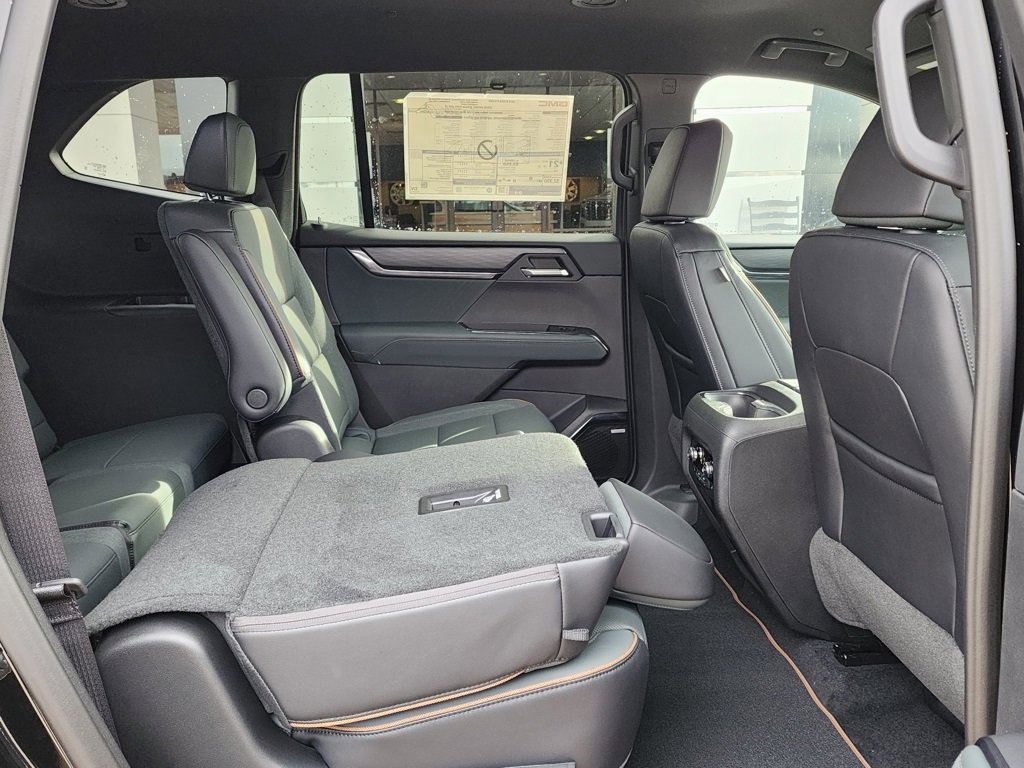 New 2026 GMC Acadia AT4 w/ Luxury Package image 47