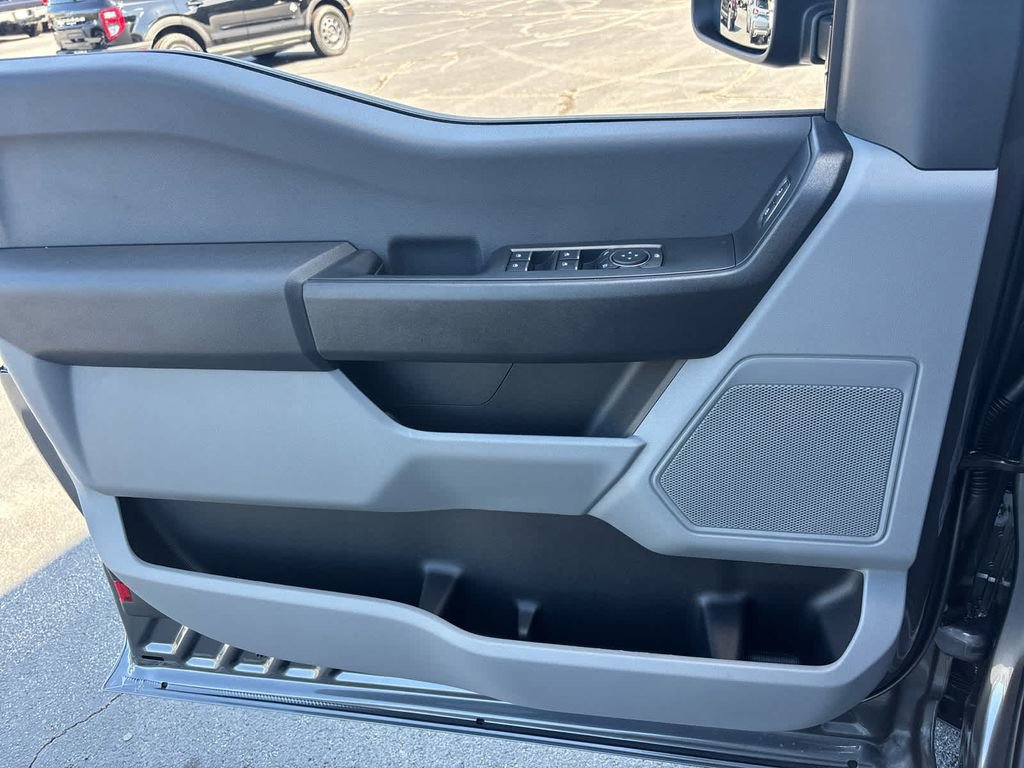 New 2026 Ford F250 XL image 17
