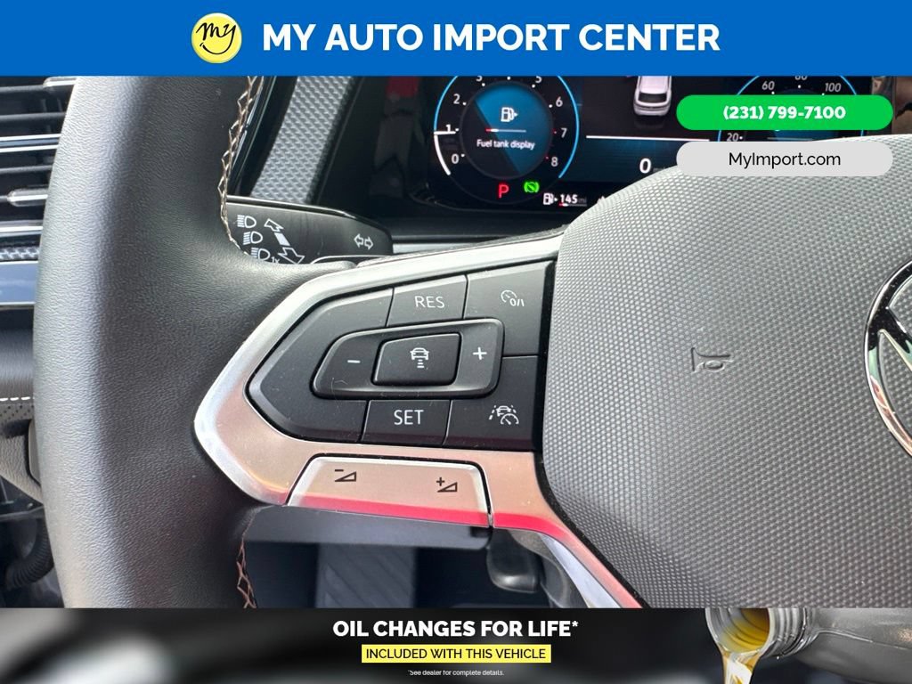 Used 2025 Volkswagen Atlas Cross Sport SEL AWD/4WD image 17