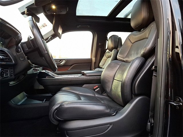 Certified 2021 Lincoln Navigator Reserve image 14