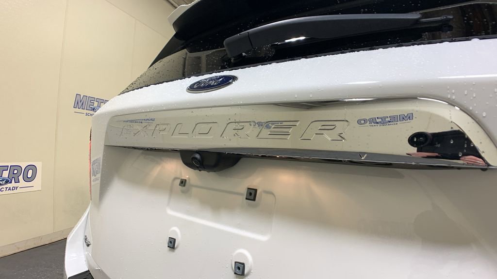 Certified 2023 Ford Explorer XLT image 19