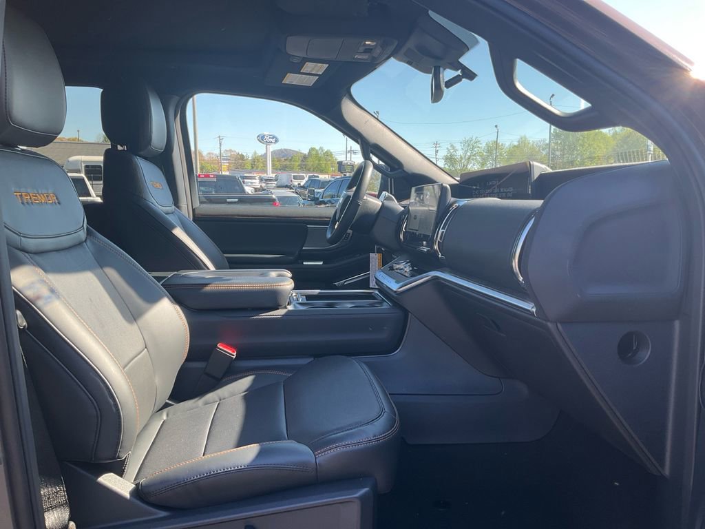 New 2026 Ford Expedition Tremor image 12