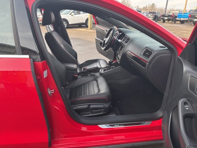 Used 2015 Volkswagen Jetta GLI SEL image 13