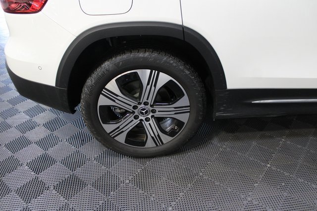 New 2024 Mercedes-Benz EQB 300 4MATIC image 11