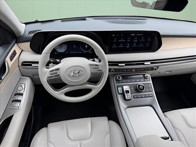 Used 2023 Hyundai Palisade Limited FWD image 16