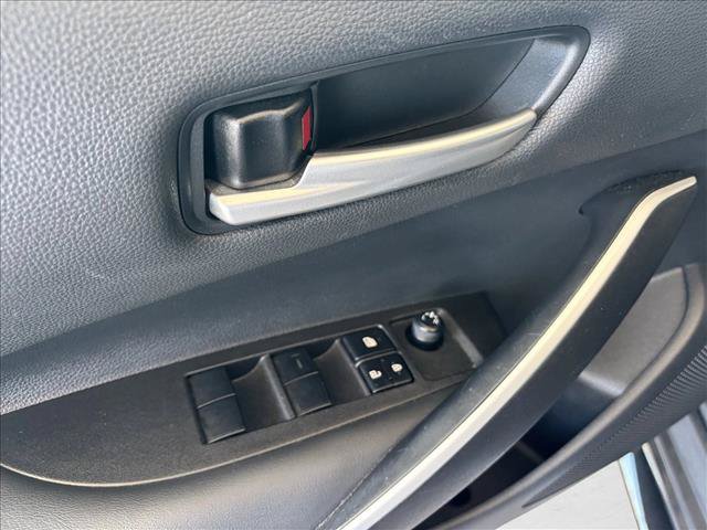 Used 2025 Toyota Corolla SE FWD image 16