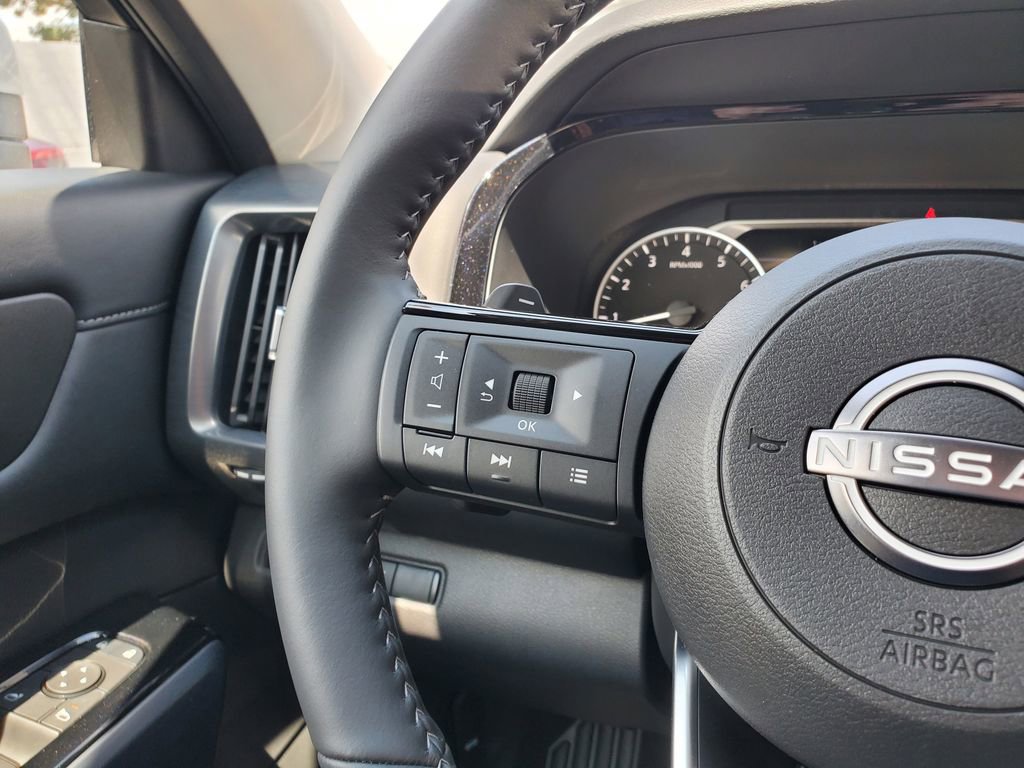New 2025 Nissan Pathfinder SL w/ Cargo Package image 19
