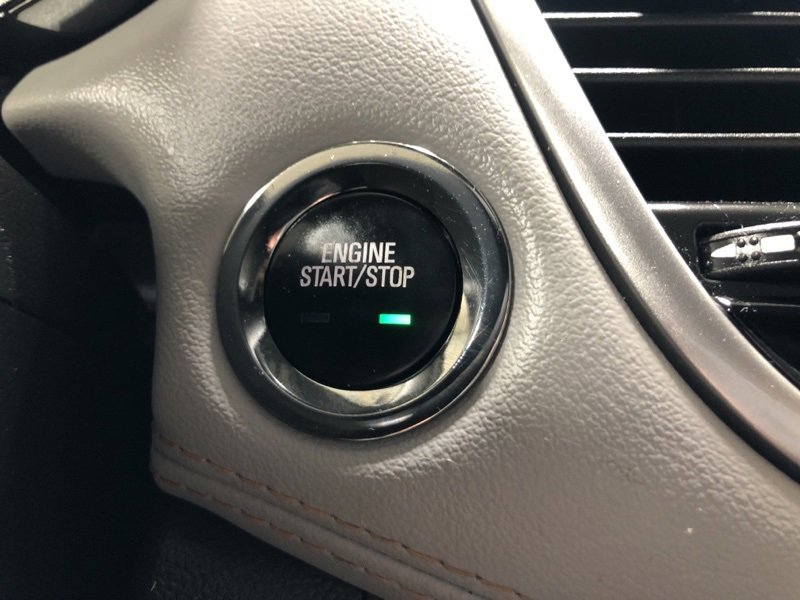 Used 2022 Chevrolet Trax LT w/ LT Convenience Package image 26