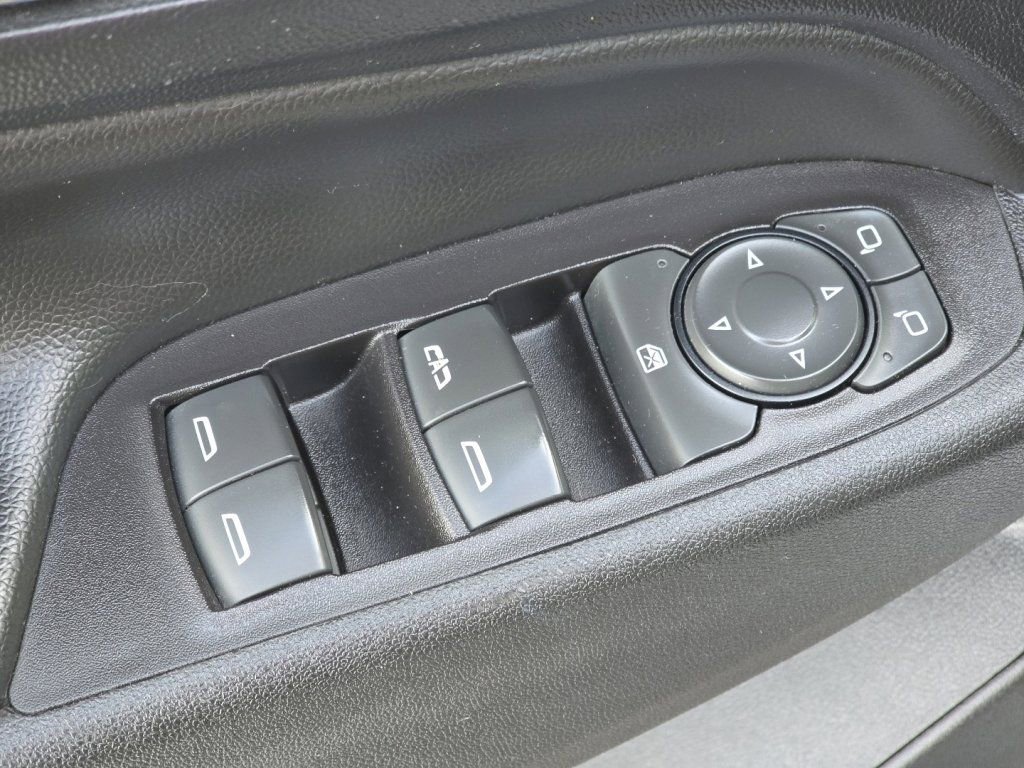 Used 2018 Chevrolet Equinox LT w/ Sun & Infotainment Package FWD image 23