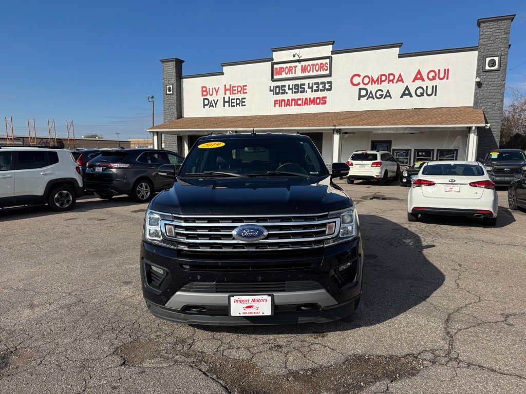 Used 2019 Ford Expedition XLT w/ Equipment Group 202A image 3