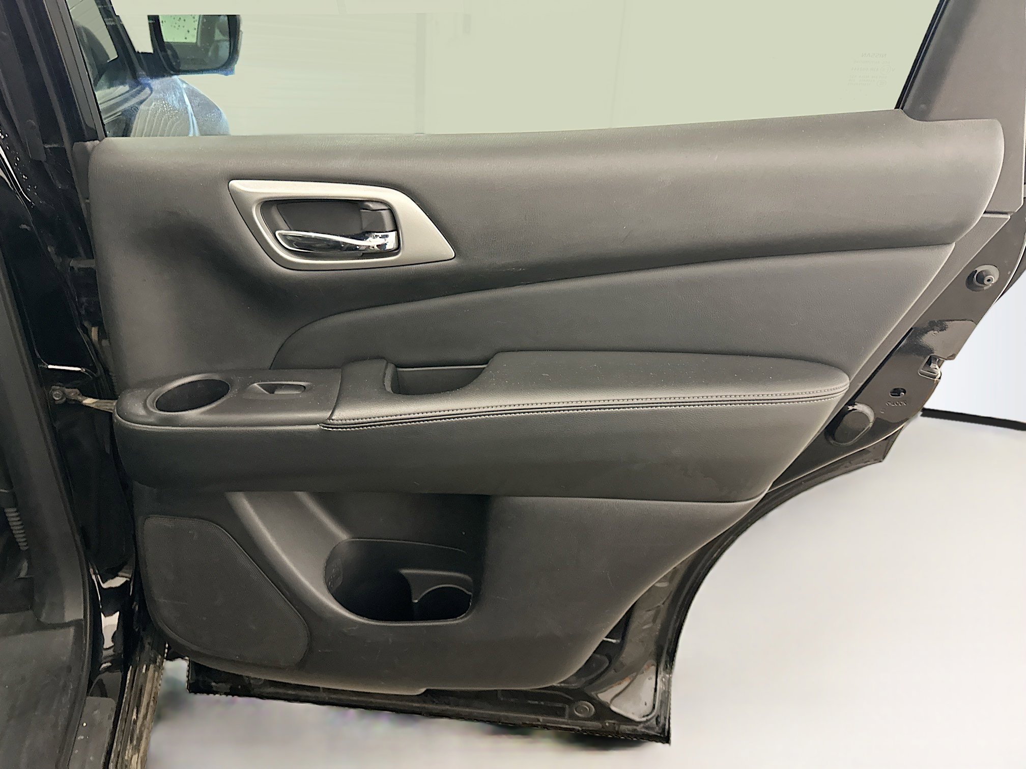 Used 2020 Nissan Pathfinder SL AWD/4WD image 33