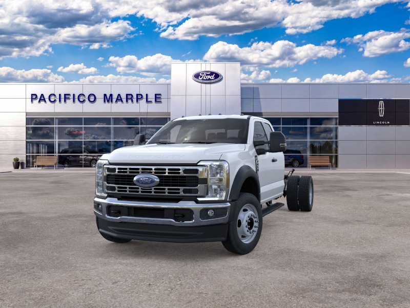 New 2025 Ford F450 XL w/ XL Chrome Package AWD/4WD image 3