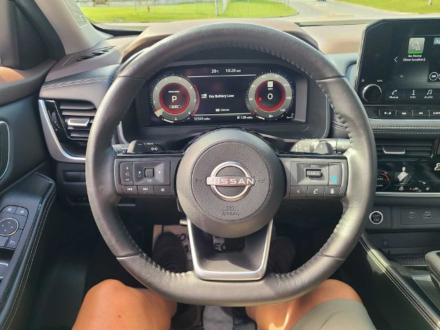 Used 2023 Nissan Rogue Platinum AWD/4WD image 26