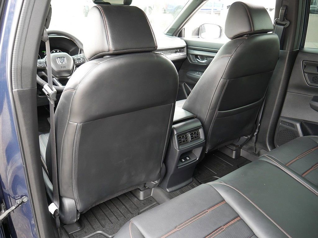Used 2025 Honda CR-V Sport-L image 15