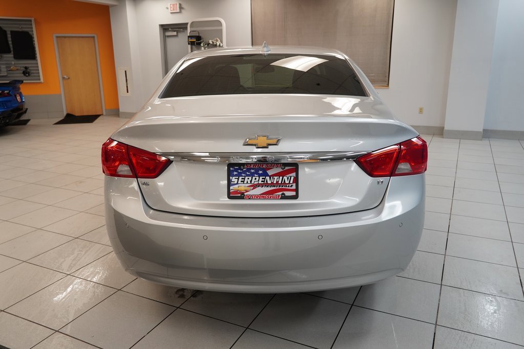 Used 2015 Chevrolet Impala LT w/ Convenience Package image 8