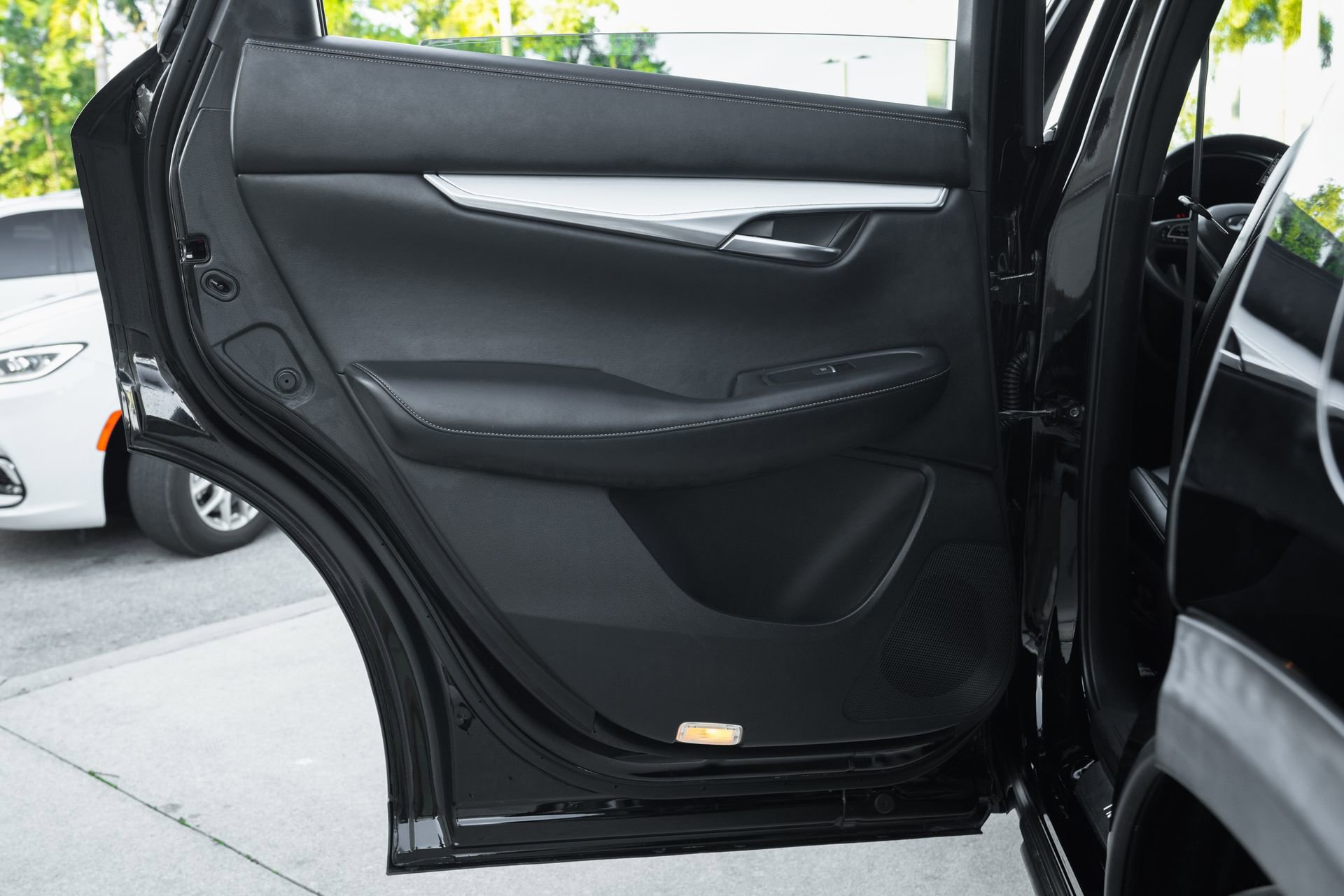 Used 2019 INFINITI QX50 Luxe w/ Navigation Package image 30