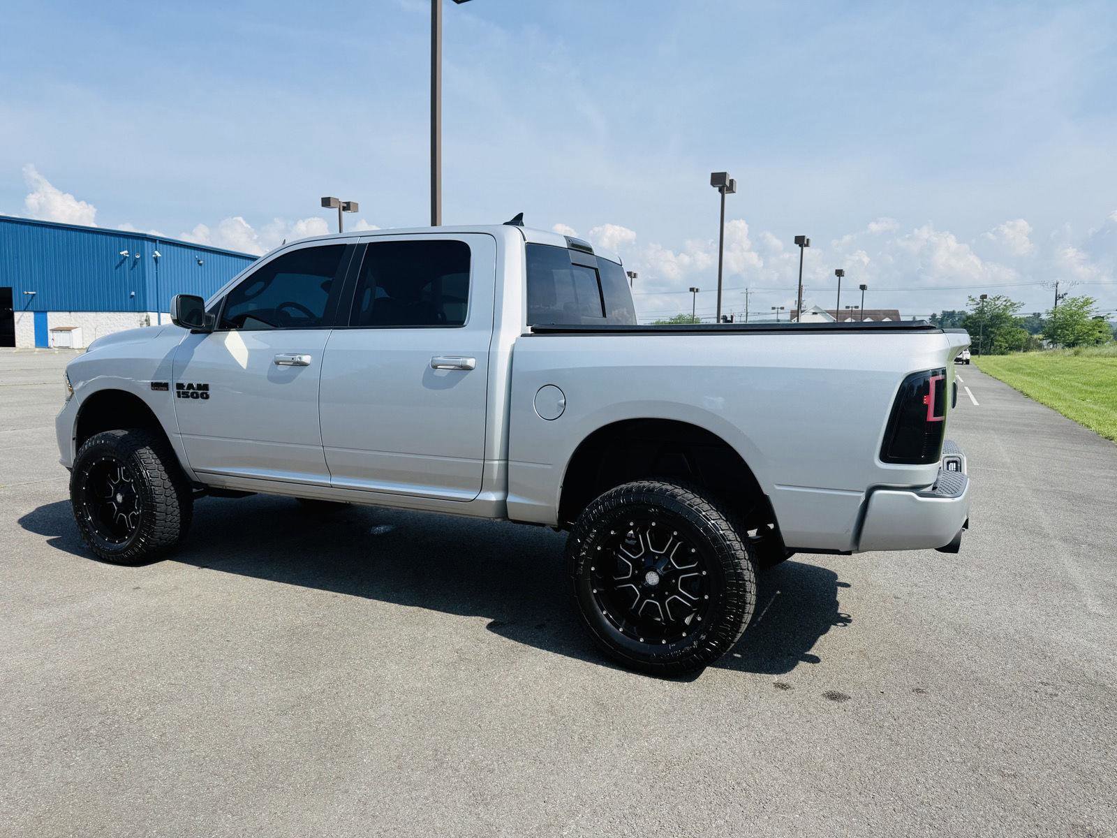 Used 2018 RAM 1500 Sport w/ Convenience Group image 5