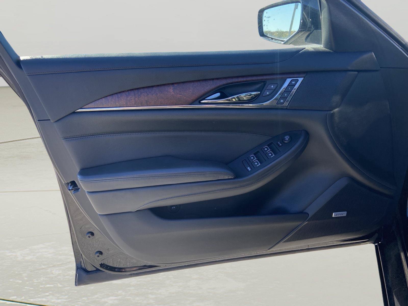 Used 2019 Cadillac CTS Luxury RWD image 22
