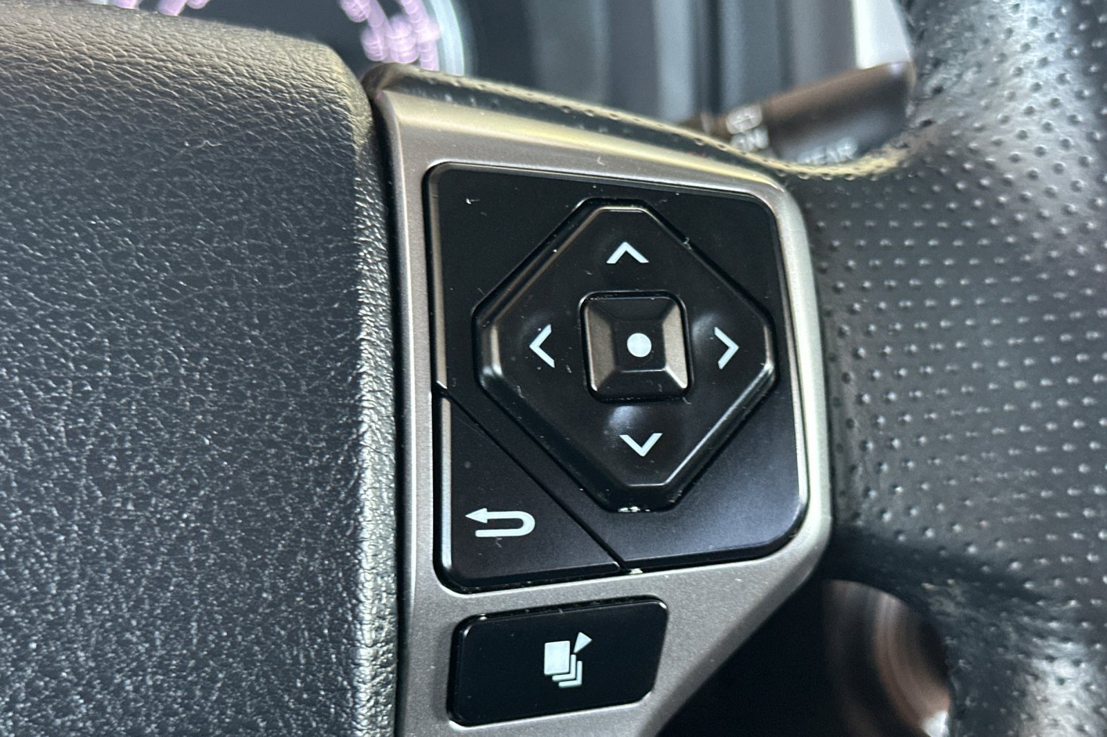 Certified 2024 Toyota 4Runner Limited AWD/4WD image 30