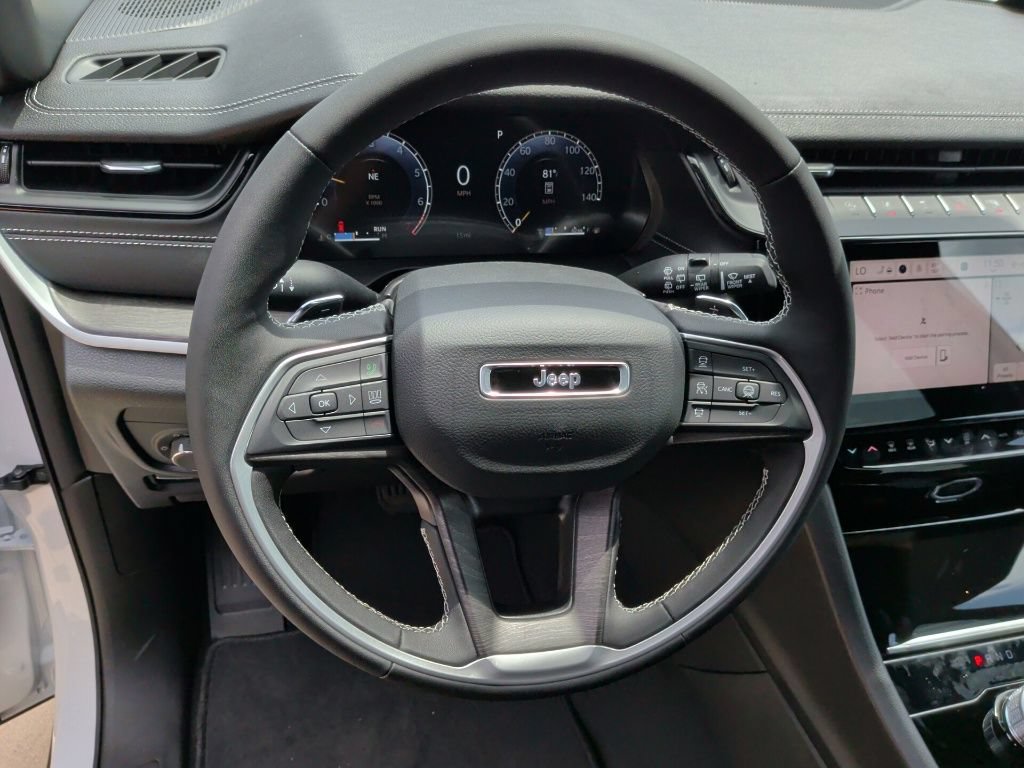 New 2026 Jeep Grand Cherokee Altitude RWD image 16