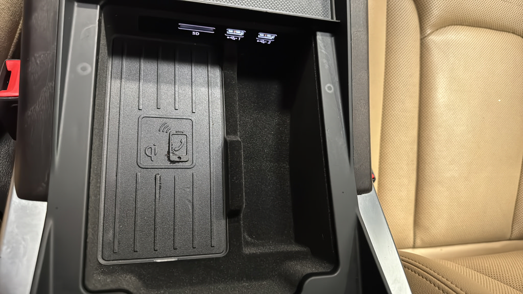 Used 2019 Audi Q8 Prestige w/ Towing Package AWD/4WD image 35