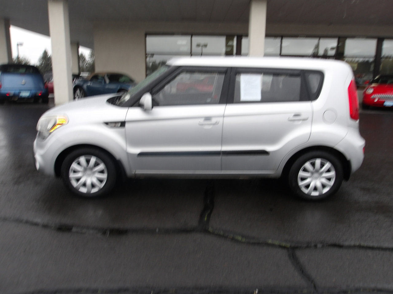 Used 2013 Kia Soul image 2