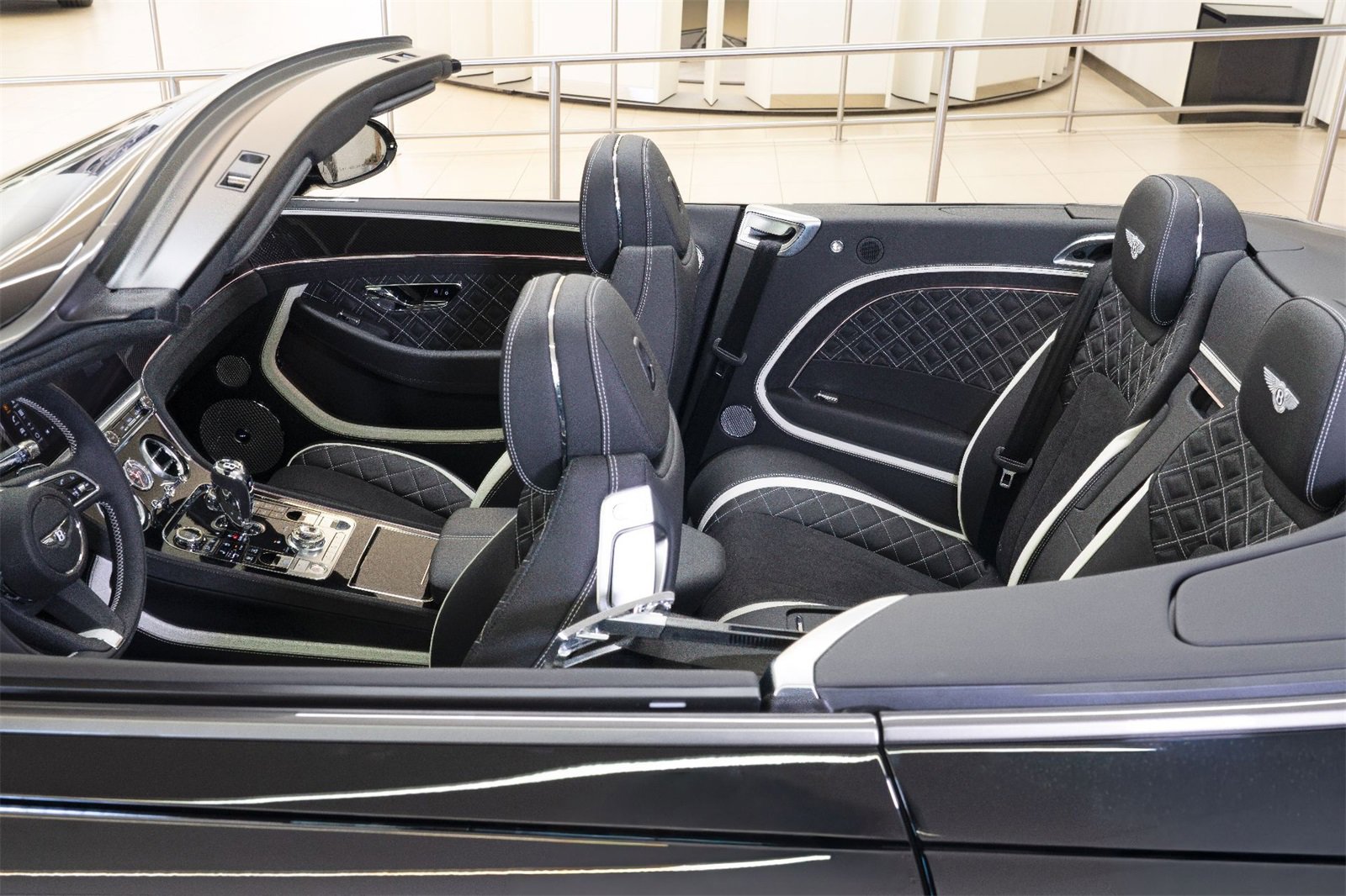 Used 2024 Bentley Continental GT Speed image 27