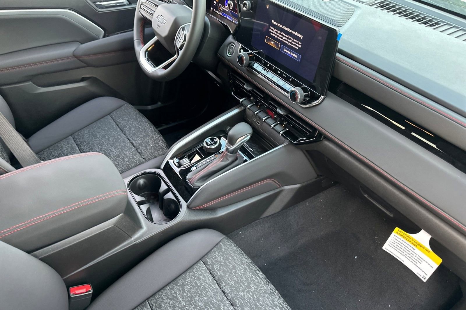 New 2025 Chevrolet Colorado Z71 w/ Midnight Edition AWD/4WD image 17