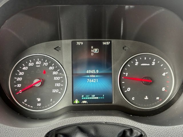 Used 2024 Mercedes-Benz Sprinter 2500 image 26